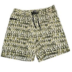 Patagonia‎ Wavefarer Boardshorts Men's Size 38 Drawstring Yellow Reptile Print